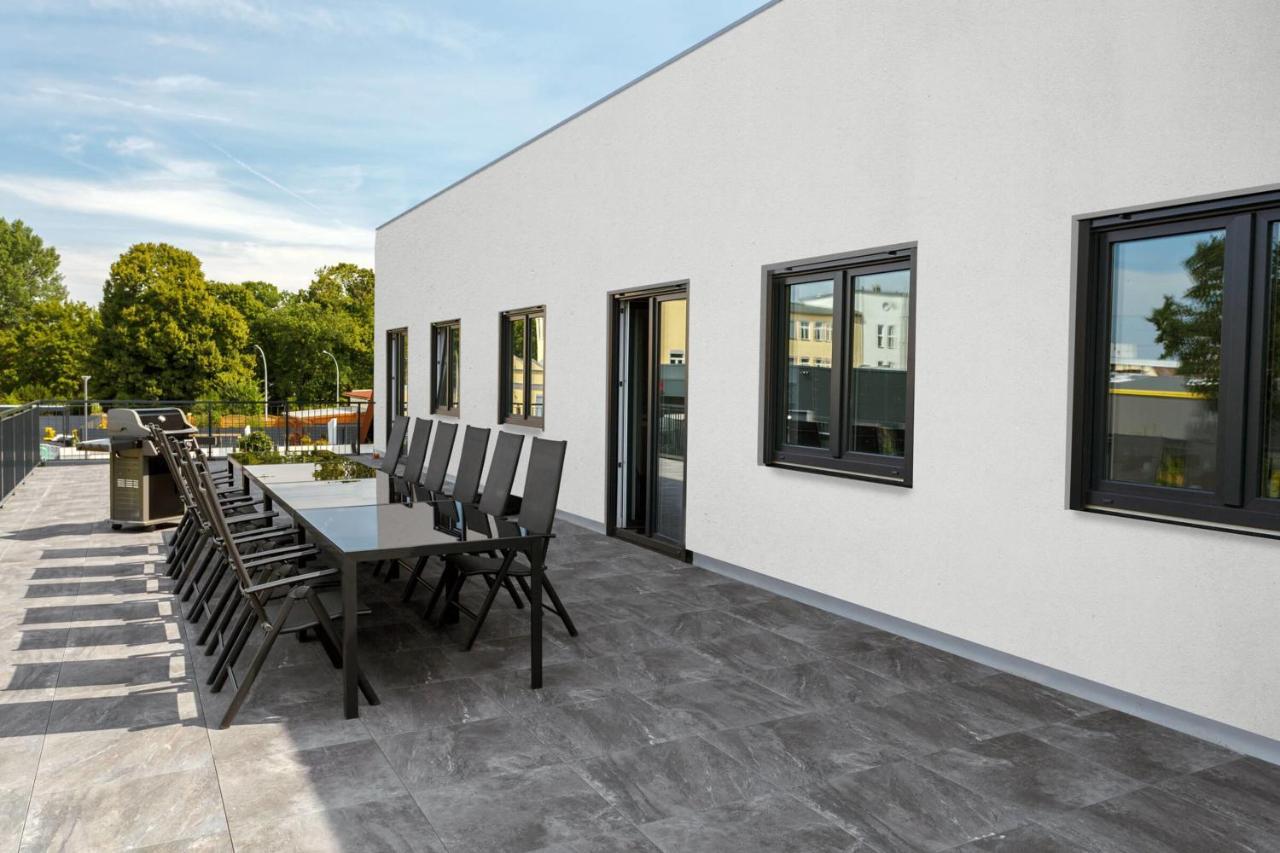 Monteurzimmer Berlin Pankow Mit Dachterrasse - Nur 10 Min. Von Der A10 - 3 Zimmer/ 7 Betten Экстерьер фото